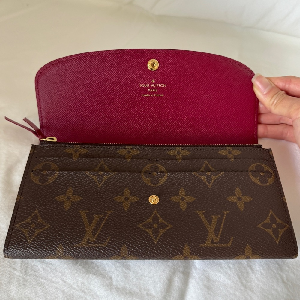 Louis Vuitton Monogram Emilie Wallet - Fuchsia